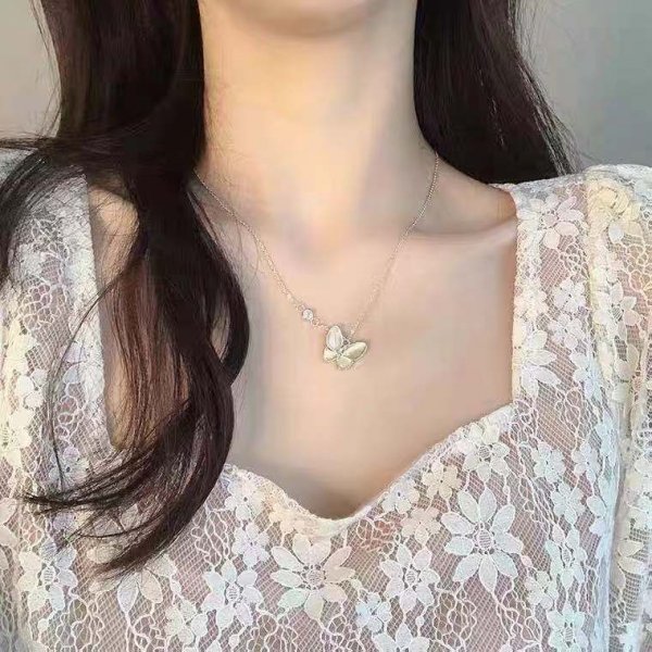 Necklace And Earrings Set Butterfly Series Female Clavicle Chain